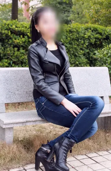 Alina, 31