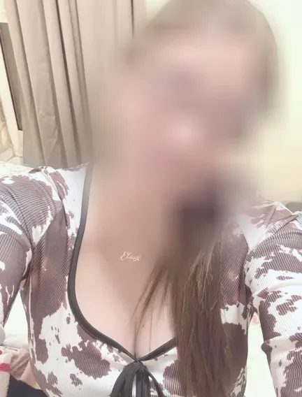 Cara, 39