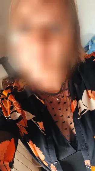 Hanna, 37