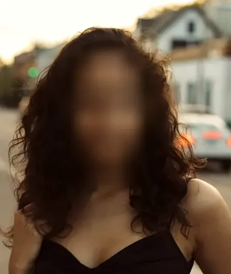 Klara, 27