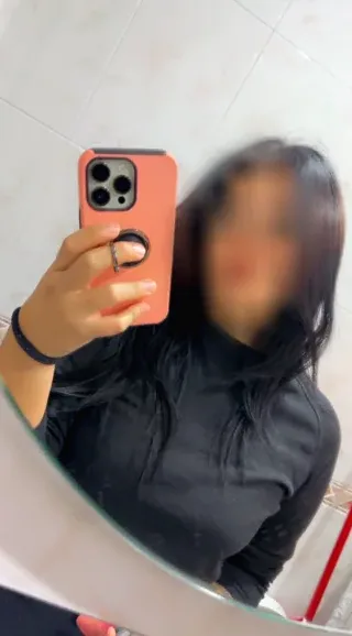 Leyla, 30